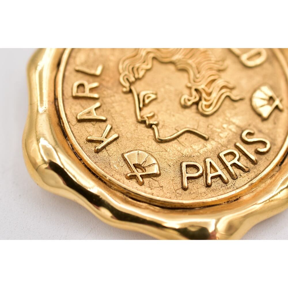Karl Lagerfeld Vintage Logo Seal Brooch Pin Paris Medallion Gold Signed Bin5B - Picture 11 of 12